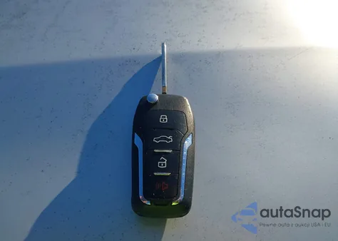 2007 Ford Mustang V6 Deluxe/V6 Premium z USA, uszkodzony, nr VIN 1ZVFT80N975254991